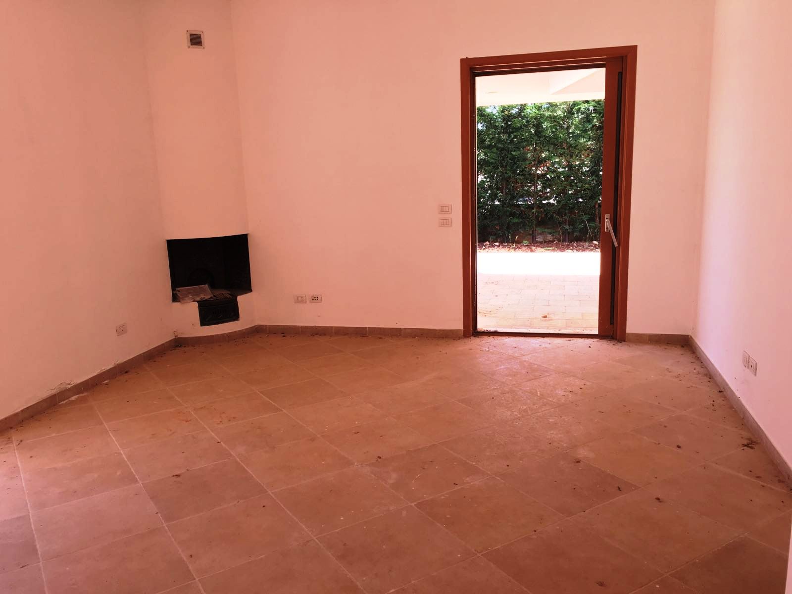 Villa (zona residenziale) di  3 vani /70 mq  a Polignano a Mare (zona collinare)