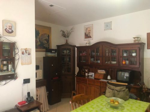 Appartamento di  2 vani /50 mq  a Bitetto (zona Centro)