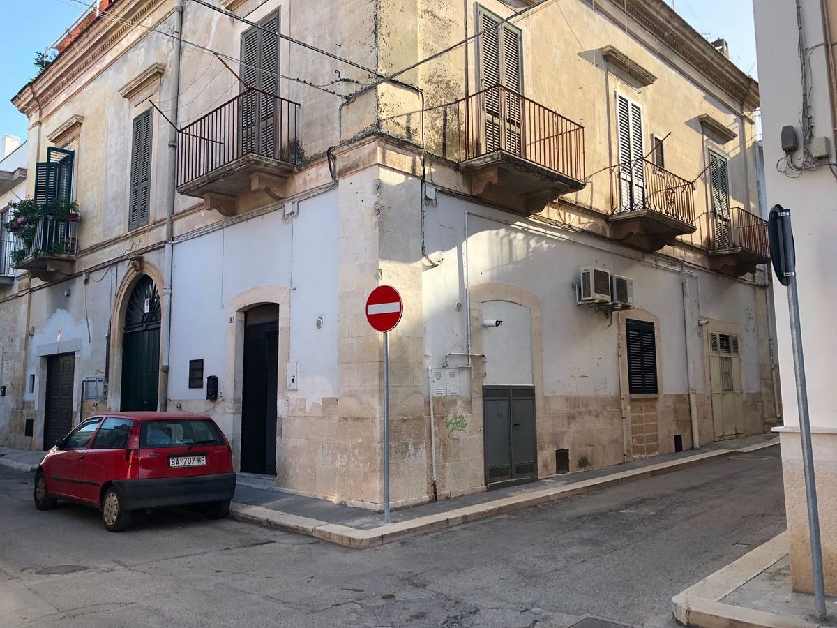 Appartamento di  2 vani /50 mq  a Bitetto (zona Centro)