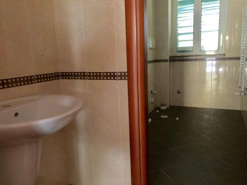 Villa (zona residenziale) di  5 vani /290 mq  a Bari - Santo Spirito