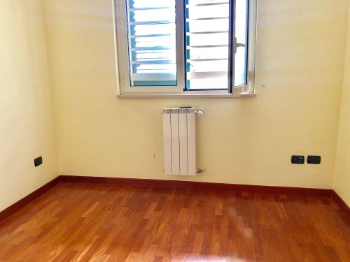 Villa (zona residenziale) di  5 vani /290 mq  a Bari - Santo Spirito