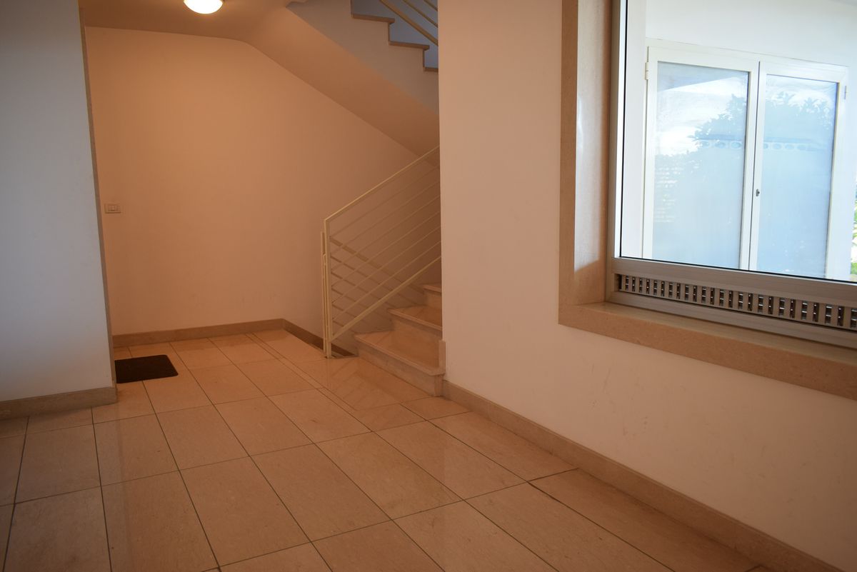 Appartamento di  3 vani /85 mq  a Bitetto (zona Via Beato)