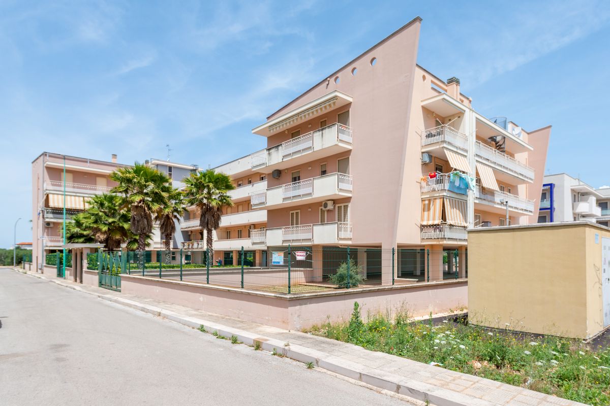 Appartamento di  3 vani /75 mq  a Bitetto (zona Zona Via Beato)