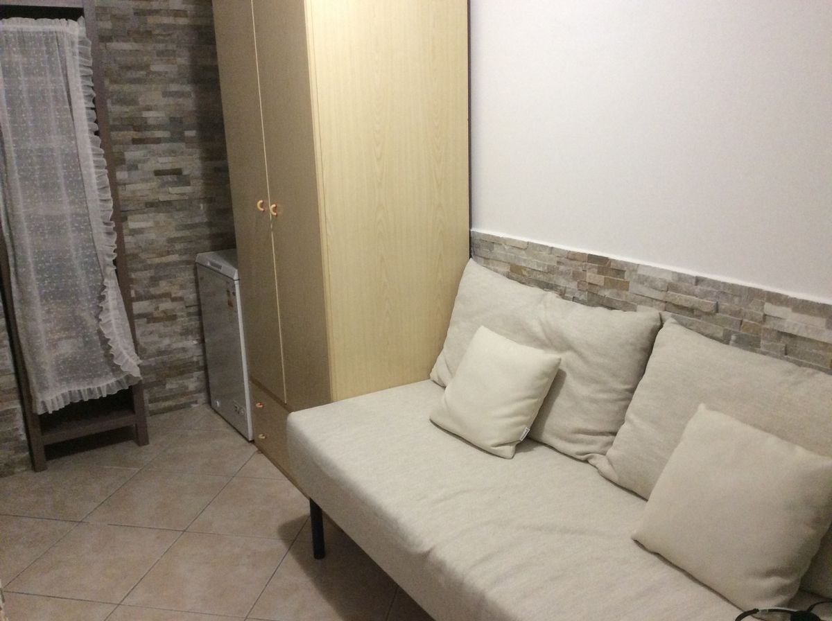 Appartamento di  2 vani /70 mq  a Bitetto (zona Via Beato)