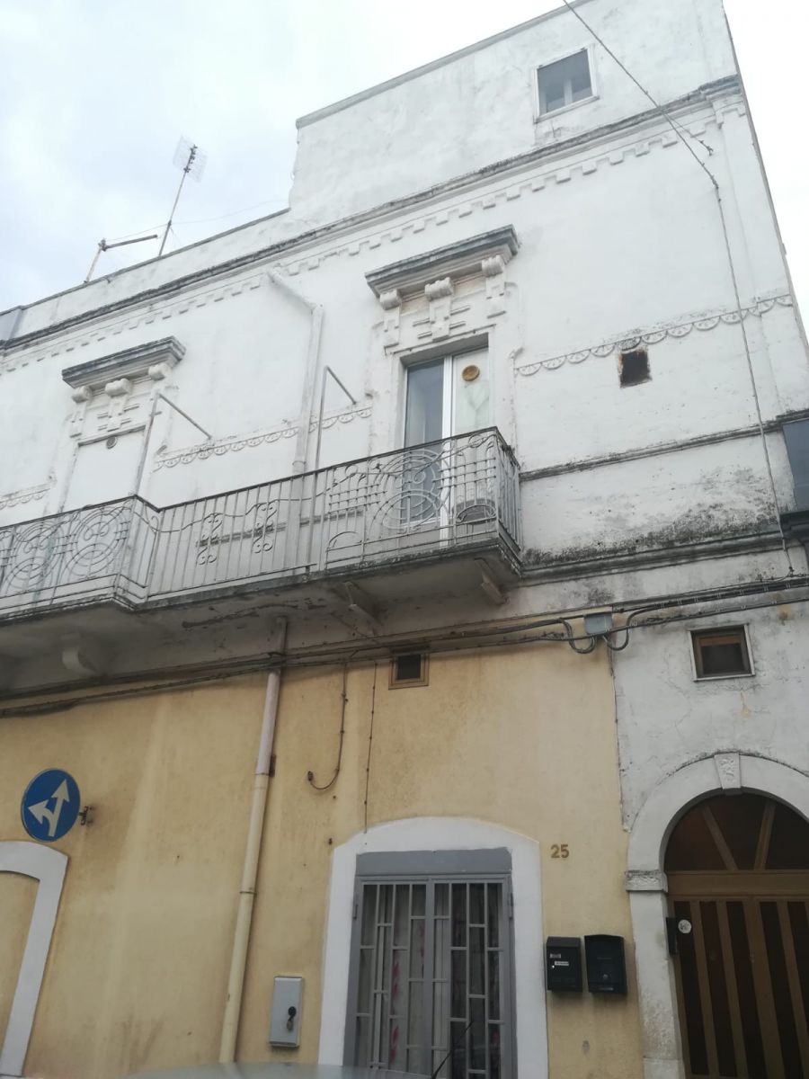 Casa indipendente di  2 vani /55 mq  a Noicattaro