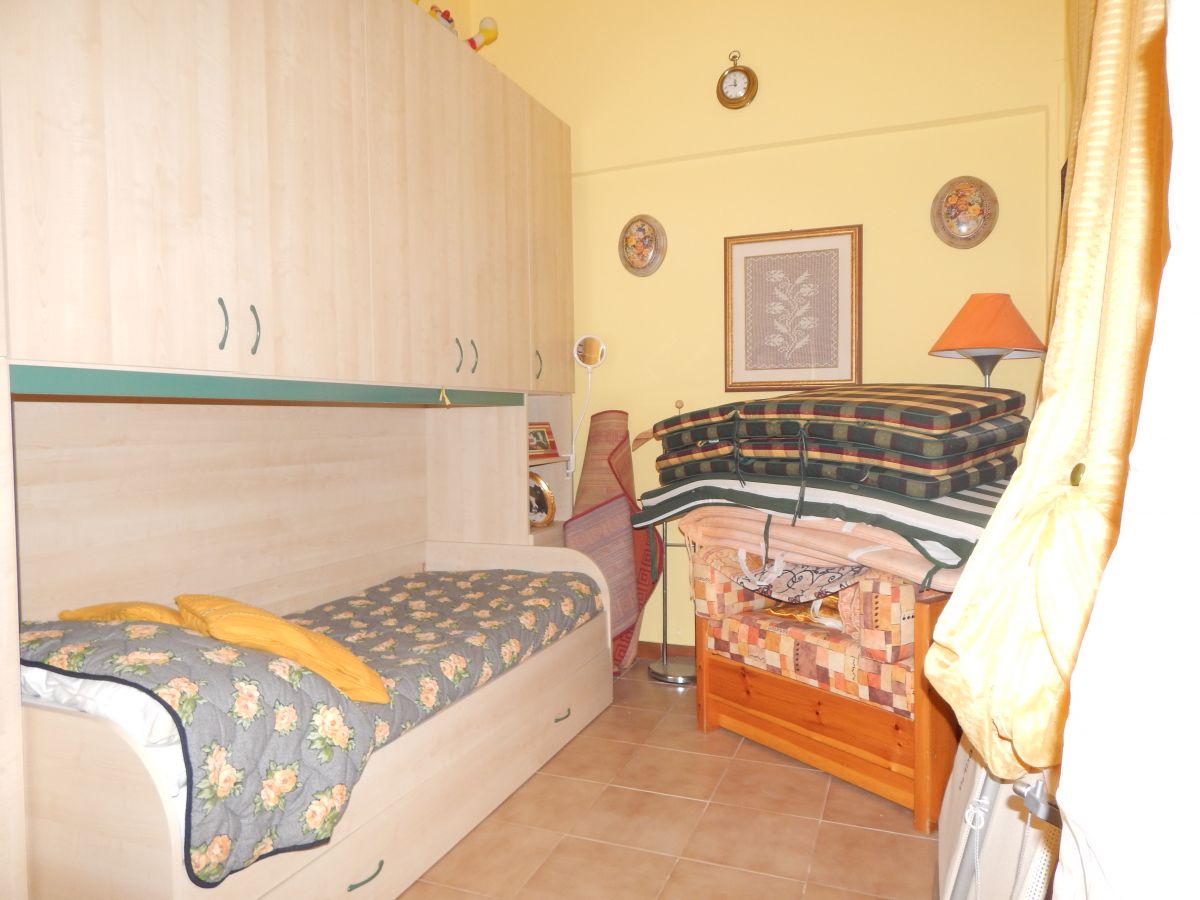 Villa (zona residenziale) di  4 vani /85 mq  a Cassano delle Murge (zona Villaggio Quadrifoglio)