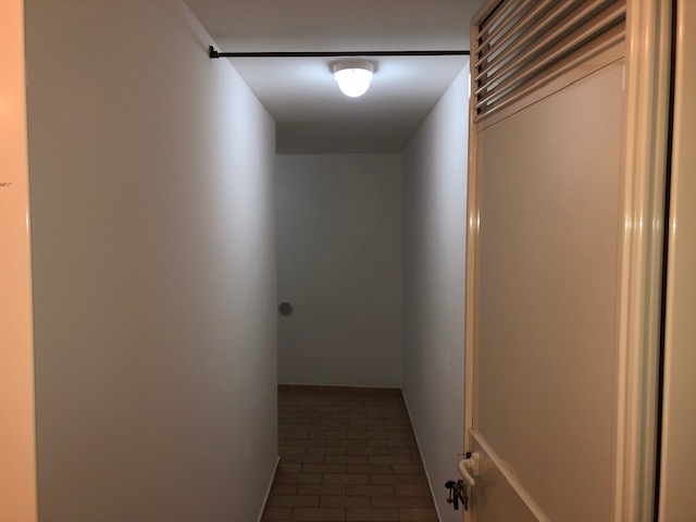 Appartamento di  4 vani /90 mq  a Modugno (zona Zona Parco)