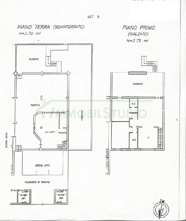 Villa (zona residenziale) di  5 vani /204 mq  a Bari - Palese (zona BORGO MASSIMO)