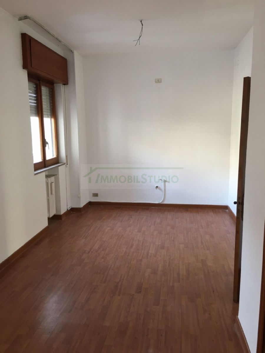 Appartamento di  3 vani /115 mq  a Bari - San Pasquale alta (zona PARCO DUE GIUGNO)