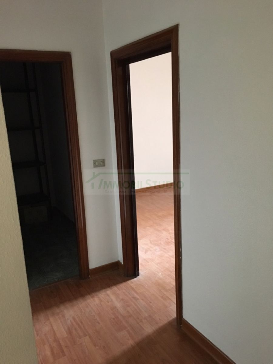 Appartamento di  3 vani /115 mq  a Bari - San Pasquale alta (zona PARCO DUE GIUGNO)