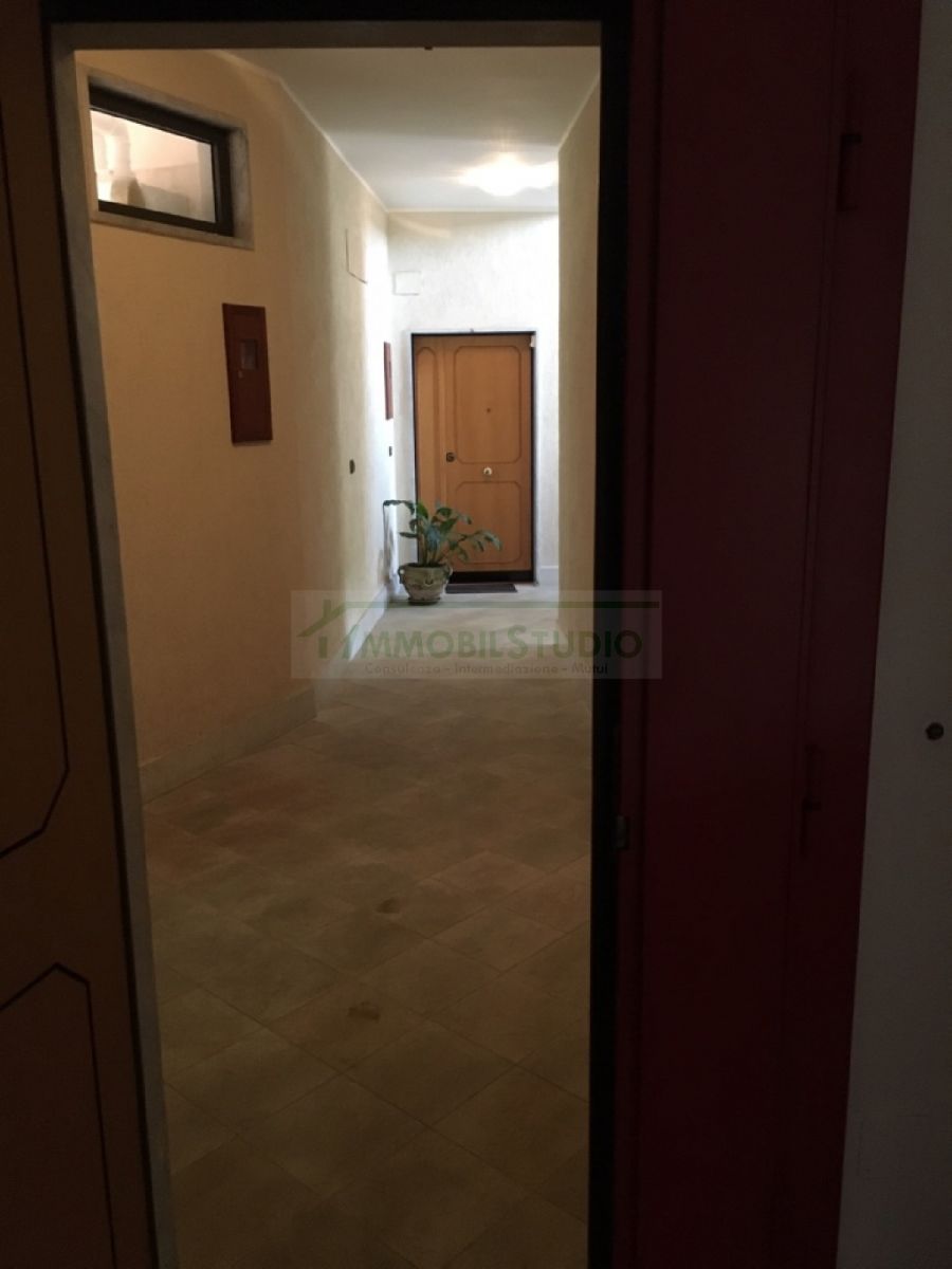 Appartamento di  3 vani /115 mq  a Bari - San Pasquale alta (zona PARCO DUE GIUGNO)