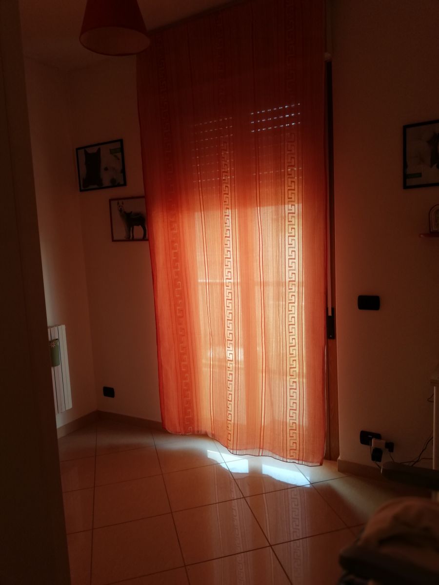 Villa unifamiliare di  5 vani /140 mq  a Triggiano (zona centrale )