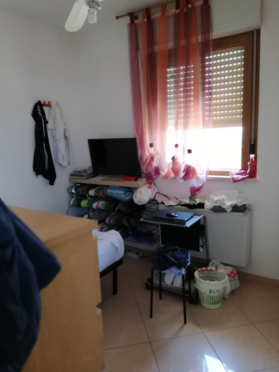 Villa unifamiliare di  5 vani /140 mq  a Triggiano (zona centrale )