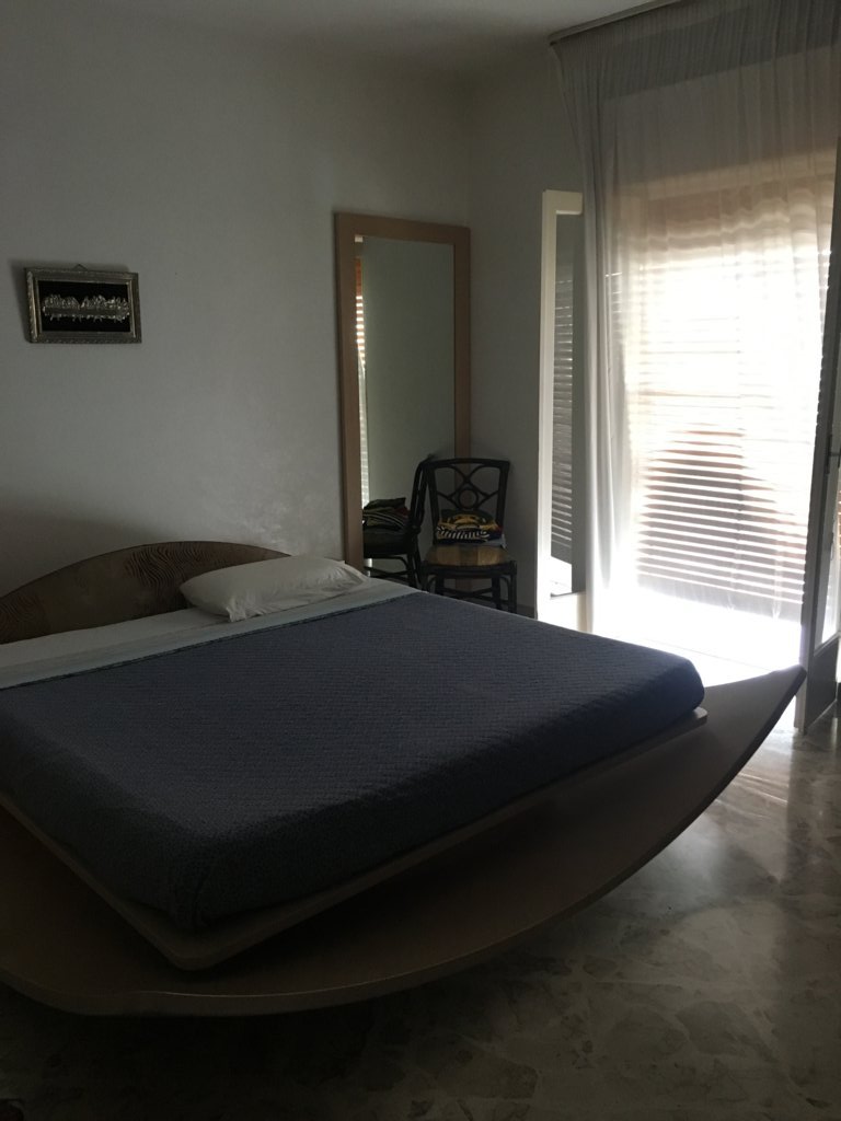 Appartamento di  2 vani /75 mq  a Mola di Bari (zona centrale)