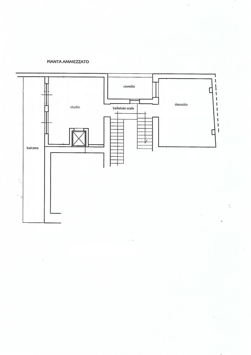 Immobile d'epoca di  6 vani /500 mq  a Adelfia (zona Montrone)