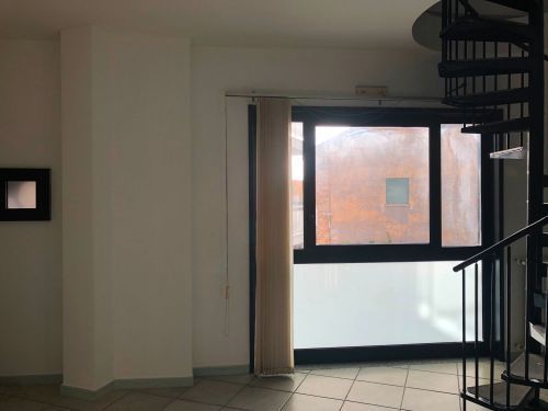 Casa indipendente di  2 vani /80 mq  a Bitetto (zona Centro)