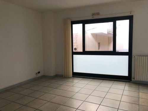 Casa indipendente di  2 vani /80 mq  a Bitetto (zona Centro)