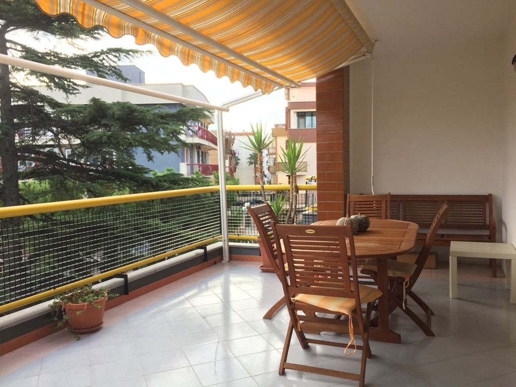 Appartamento di  3 vani /70 mq  a Bisceglie (zona zona San Pietro)