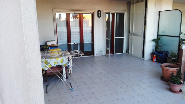 Appartamento di  4 vani /160 mq  a Bisceglie (zona CENTRO )