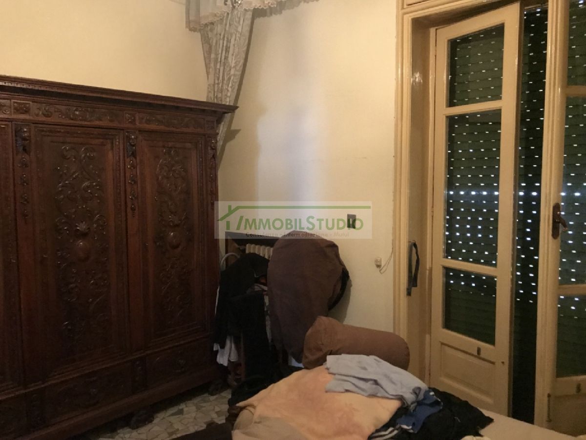 Appartamento di  3 vani /100 mq  a Bari - Madonnella (zona zona RAI)