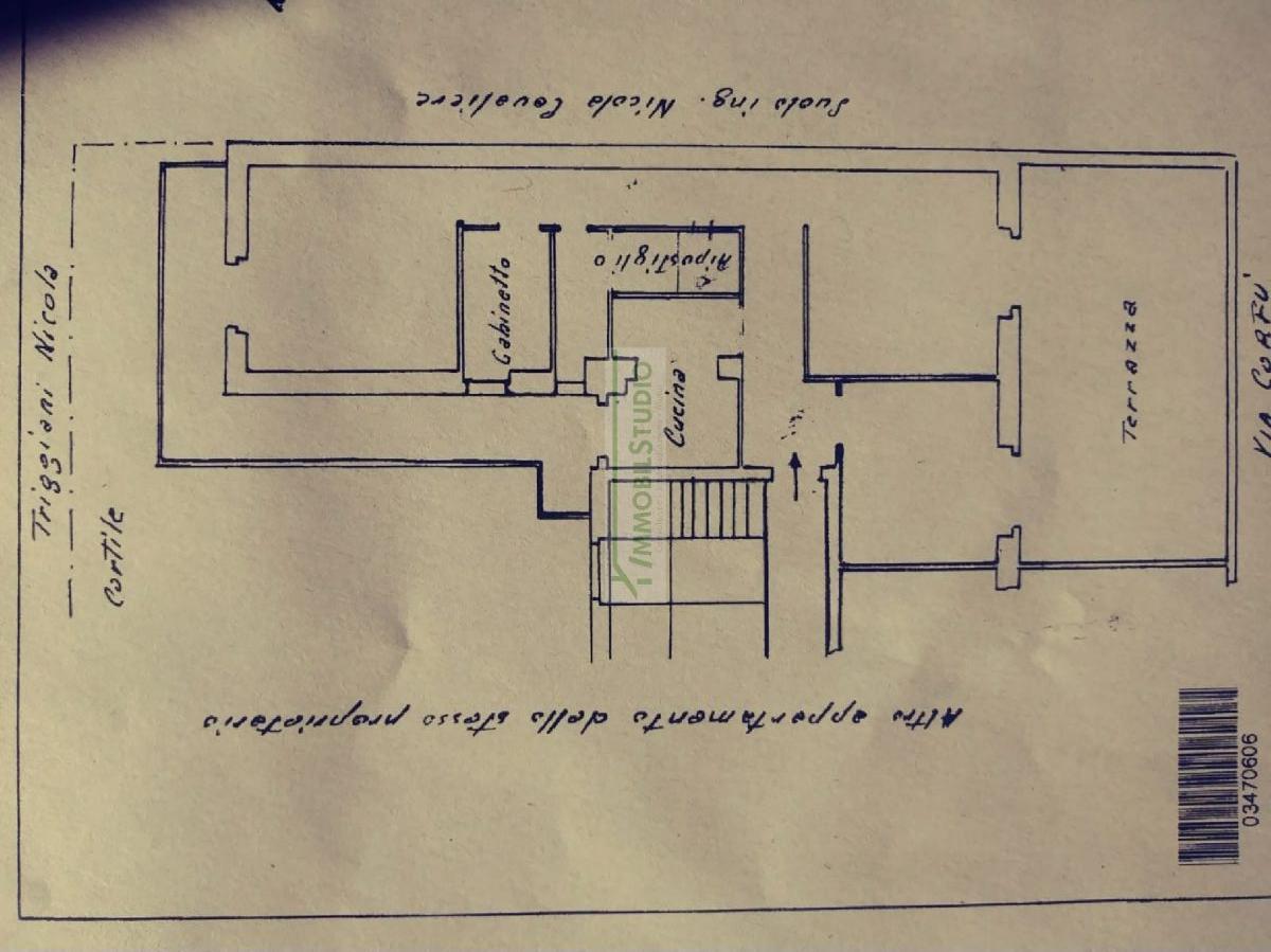 Appartamento di  3 vani /100 mq  a Bari - Madonnella (zona zona RAI)