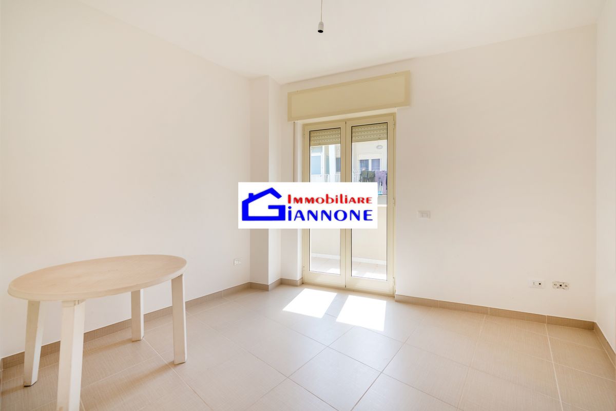 Appartamento di  3 vani /75 mq  a Bitetto (zona Via Beato Giacomo)