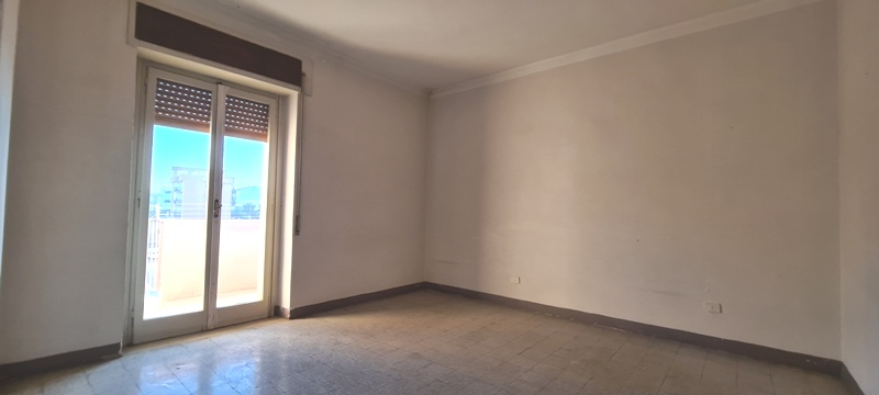 Appartamento di  4 vani /110 mq  a Bisceglie (zona zona San Pietro)