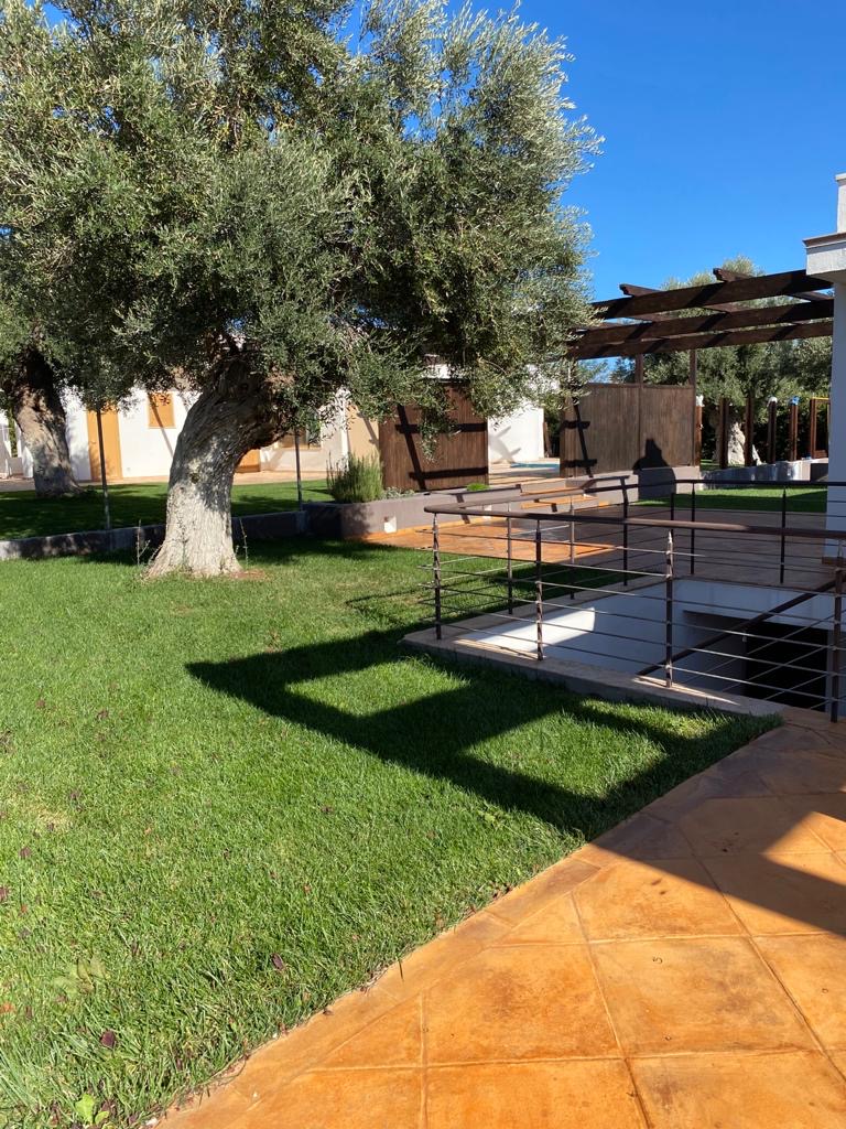 Villa (zona residenziale) di  6 vani /200 mq  a Polignano a Mare (zona Collinare - Residence Neapolis)