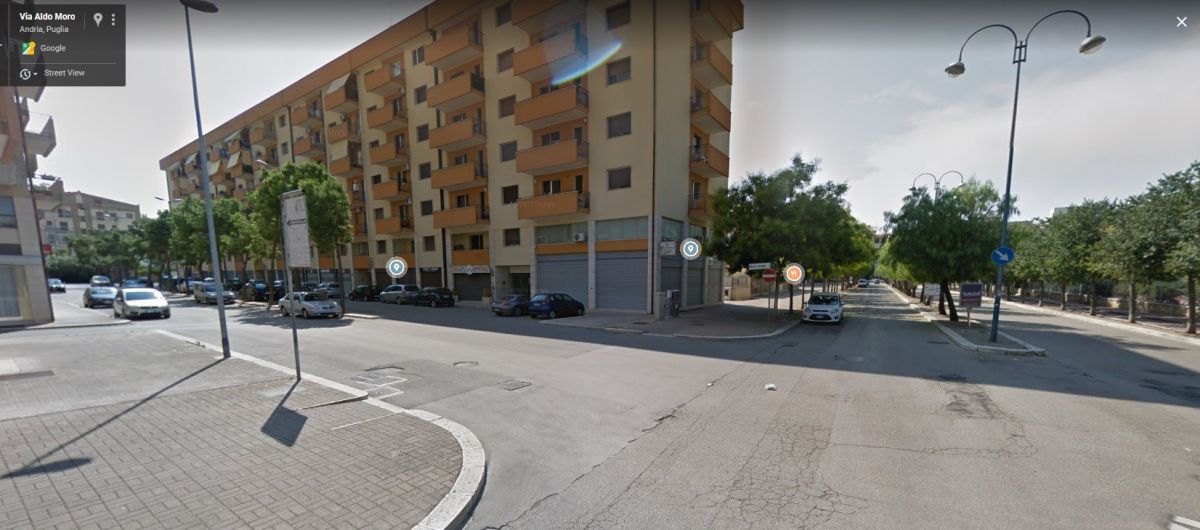 Locale commerciale / Negozio/110 mq  a Andria (zona INPS)