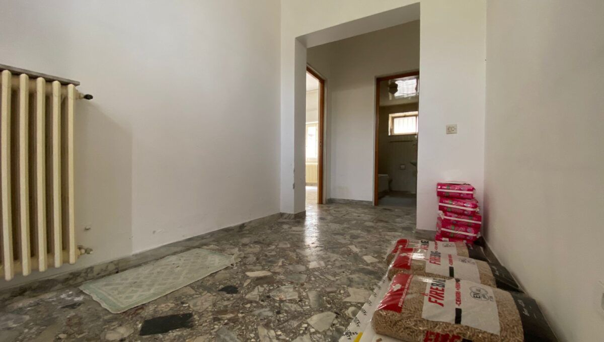 Appartamento di  3 vani /120 mq  a Cassano delle Murge (zona Centrale)