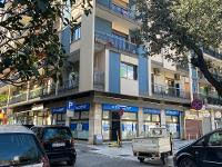 Locale commerciale / Negozio di  2 vani /200 mq  a Bari - Libertà 