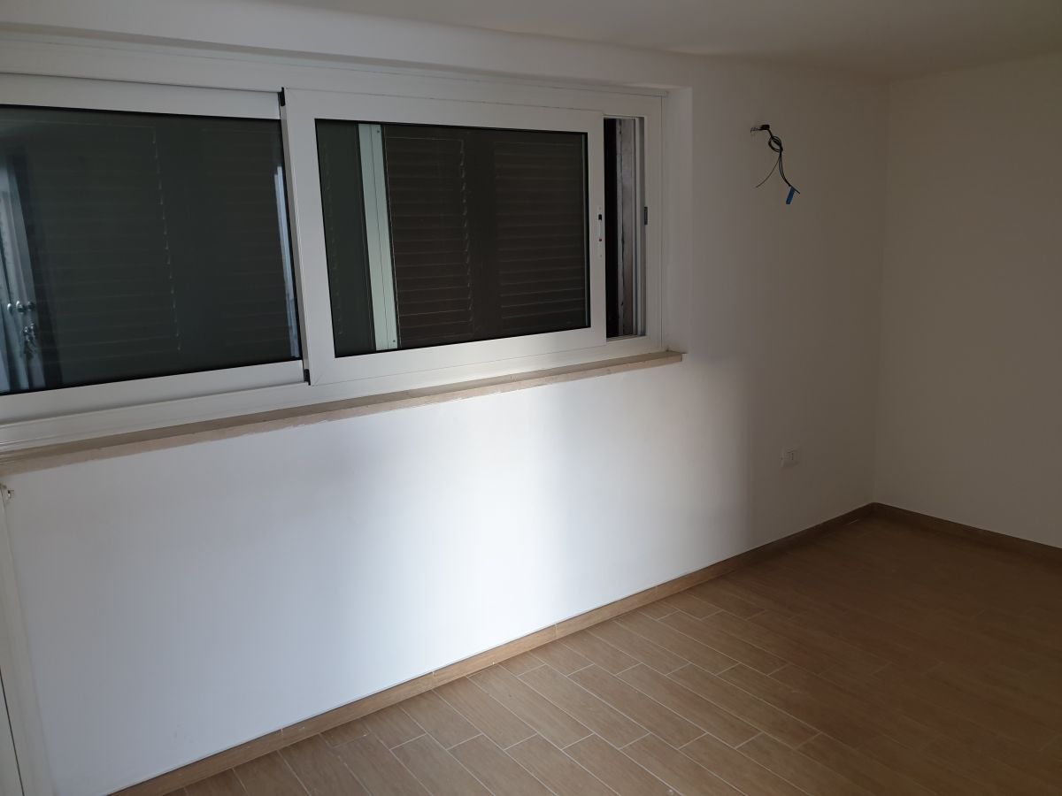 Casa indipendente di  2 vani /55 mq  a Bari - Santo Spirito (zona zona mare)