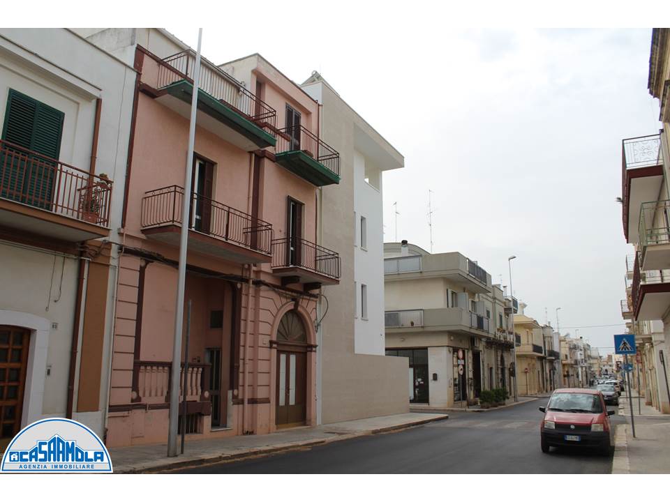 Casa indipendente di ampia metratura zona Centrale