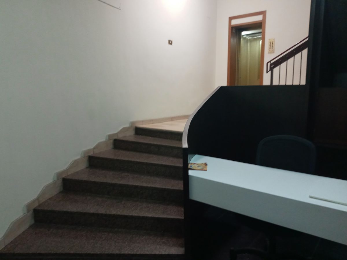 Appartamento di  4 vani /130 mq  a Bari - Murat (zona CENTRO)