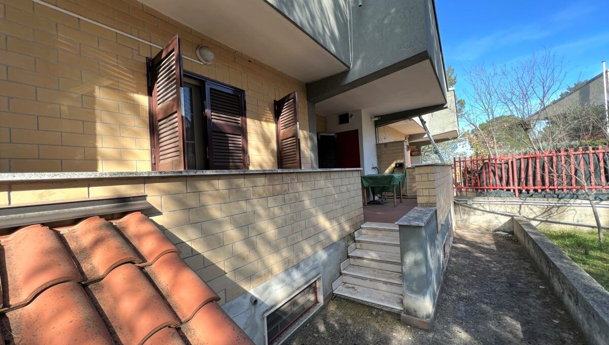 Villa (zona residenziale) di  5 vani /150 mq  a Cassano delle Murge (zona Contrada Fra' Diavolo)