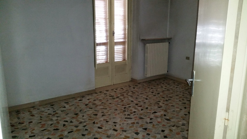 Casa indipendente di  6 vani /210 mq  a Andria (zona Centro)