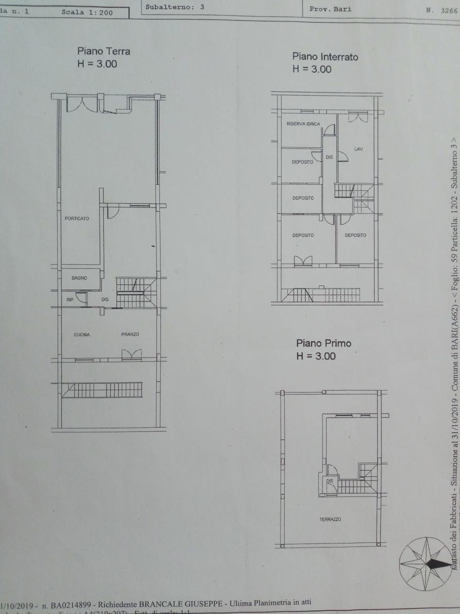 Villa (zona residenziale) di  6 vani /210 mq  a Bari - Mungivacca (zona via fanelli)