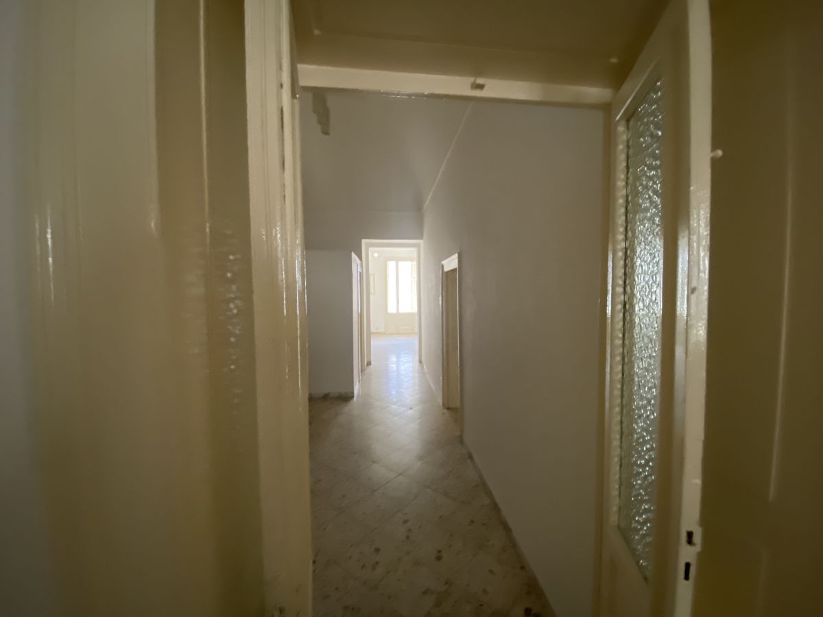 Appartamento di  2 vani /115 mq  a Triggiano (zona centro storico)