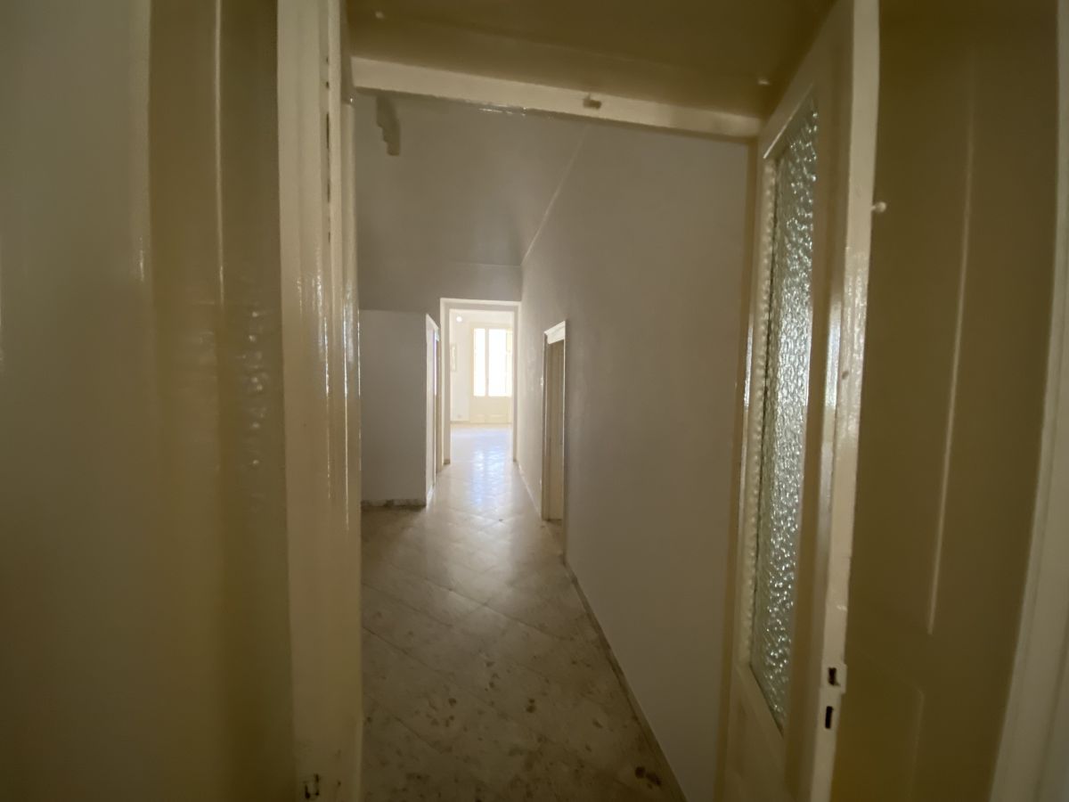 Appartamento di  2 vani /115 mq  a Triggiano (zona centro storico)