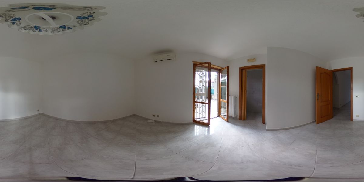 Appartamento di  3 vani /90 mq  a Bitetto (zona Mercato-Posta)