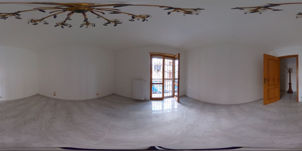 Appartamento di  3 vani /90 mq  a Bitetto (zona Mercato-Posta)