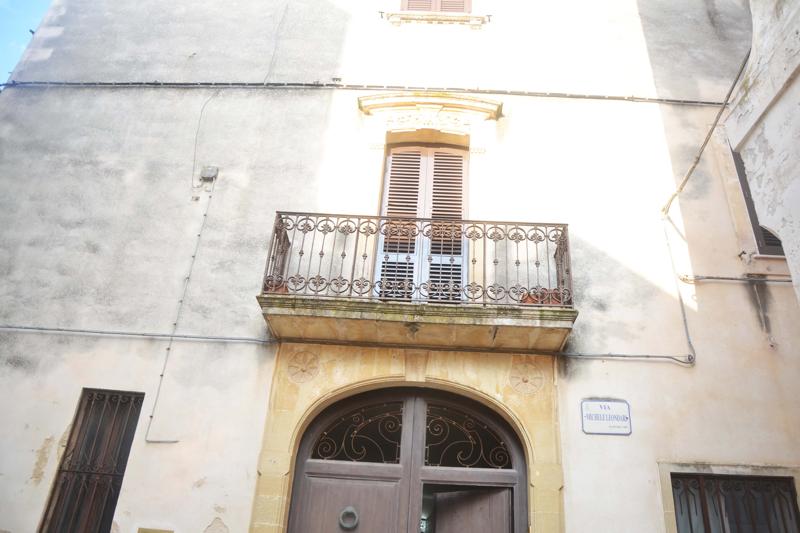 Palazzo / Stabile di  4 vani /260 mq  a Otranto (zona centro storico )