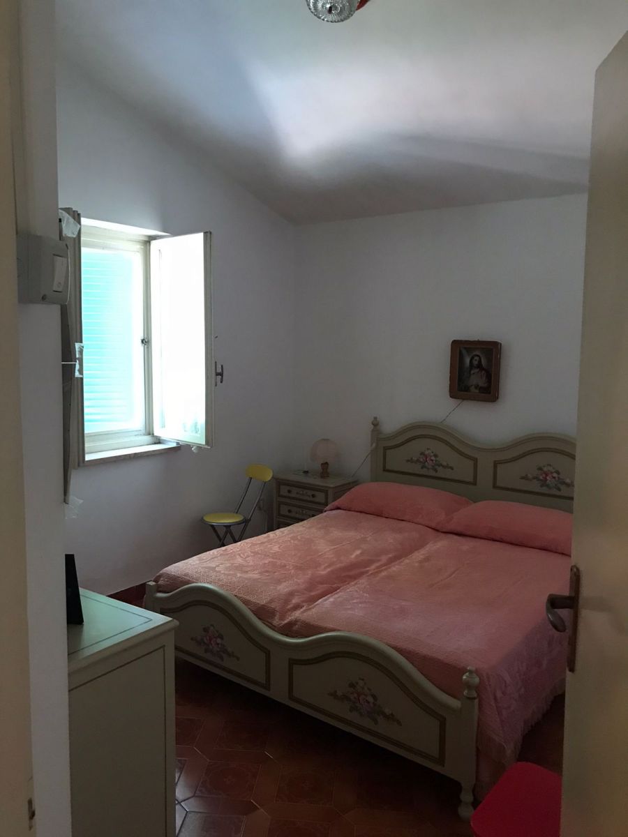 Villa (zona residenziale) di  3 vani /90 mq  a Ostuni (zona Consorzio Rosa Marina)