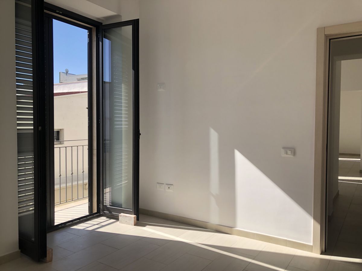 Appartamento di  3 vani /106 mq  a Bitetto (zona Via Bari)