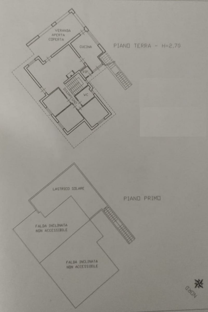 Villa (zona residenziale) di  3 vani /400 mq  a Polignano a Mare (zona Castellana Grotte )