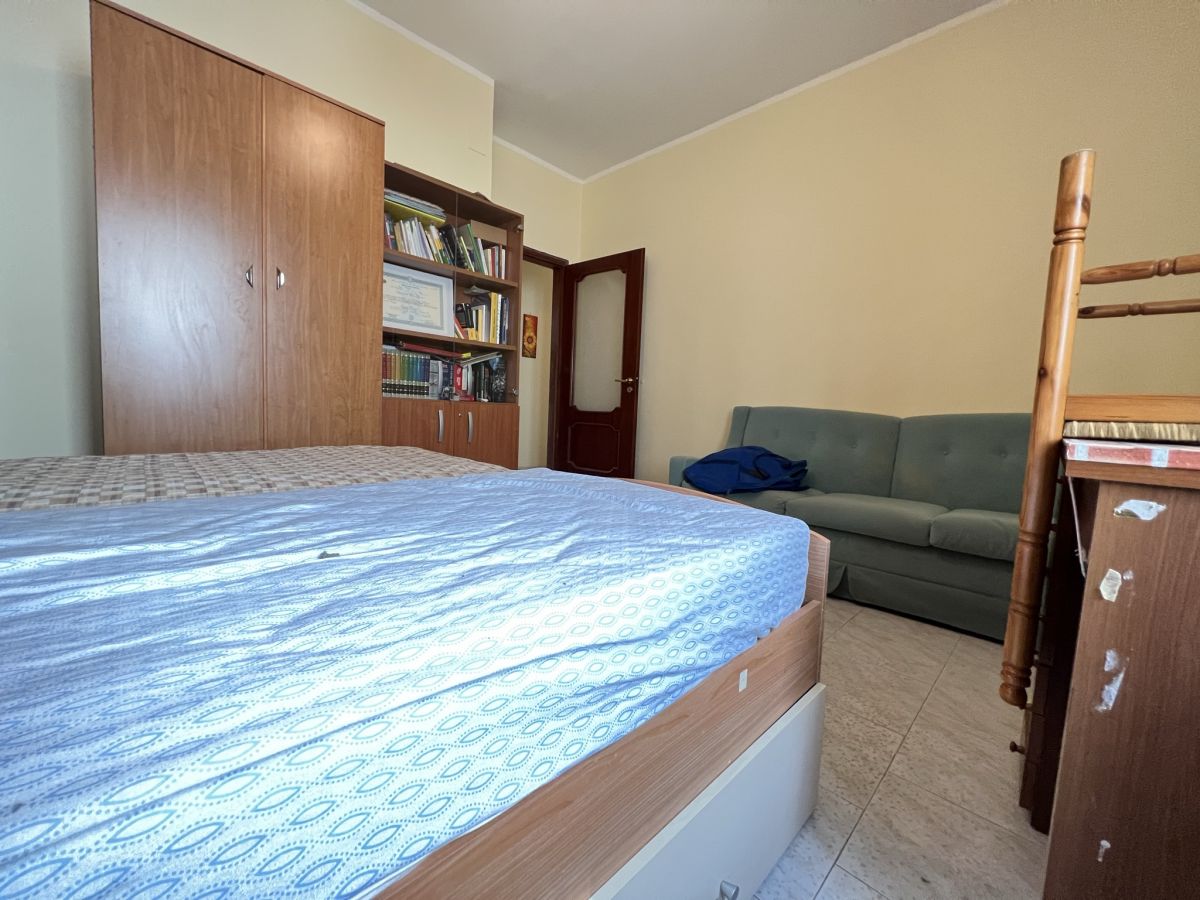 Appartamento di  5 vani /180 mq  a Cassano delle Murge (zona Centrale)