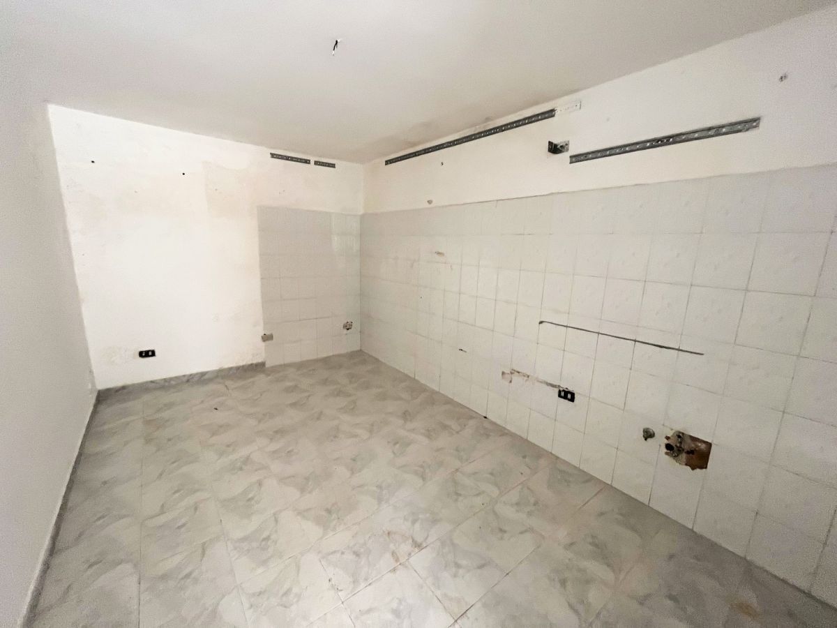 Casa indipendente di  2 vani /50 mq  a Capurso (zona centro storico)