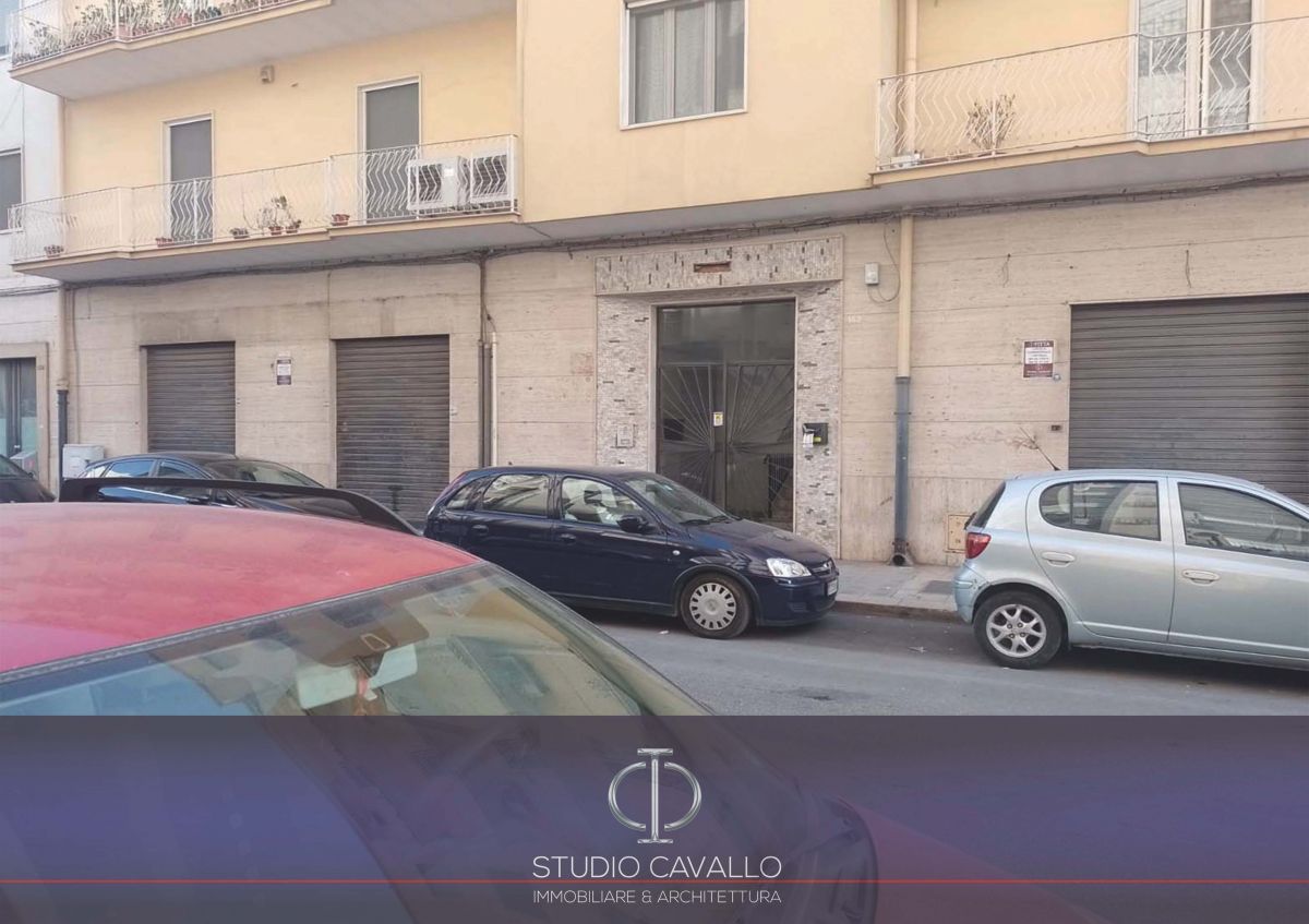 Immobile di  1 vani /103 mq  a Bitonto