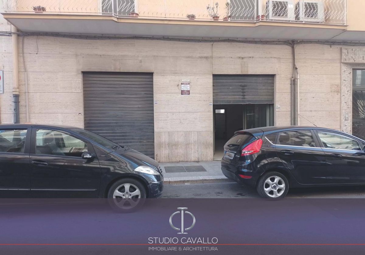 Immobile di  1 vani /103 mq  a Bitonto