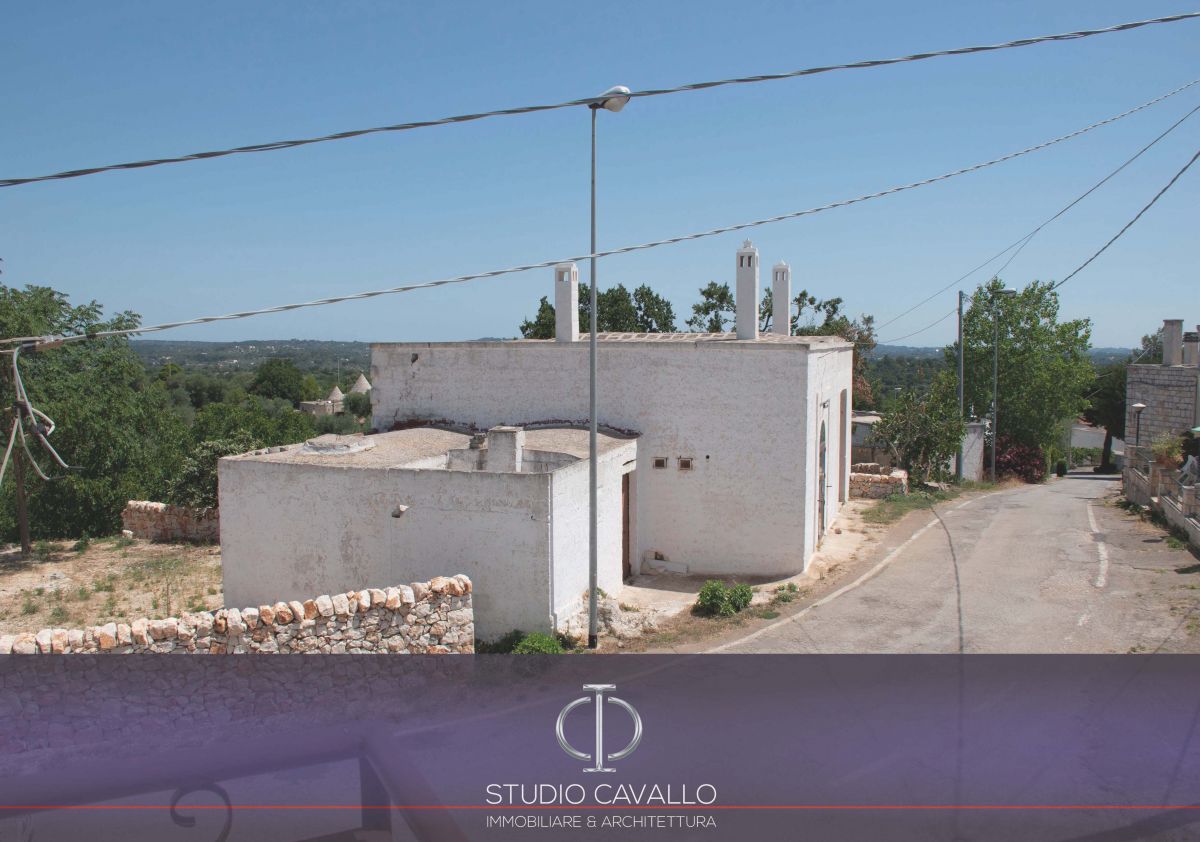 Palazzo / Stabile di  5 vani /260 mq  a Ostuni